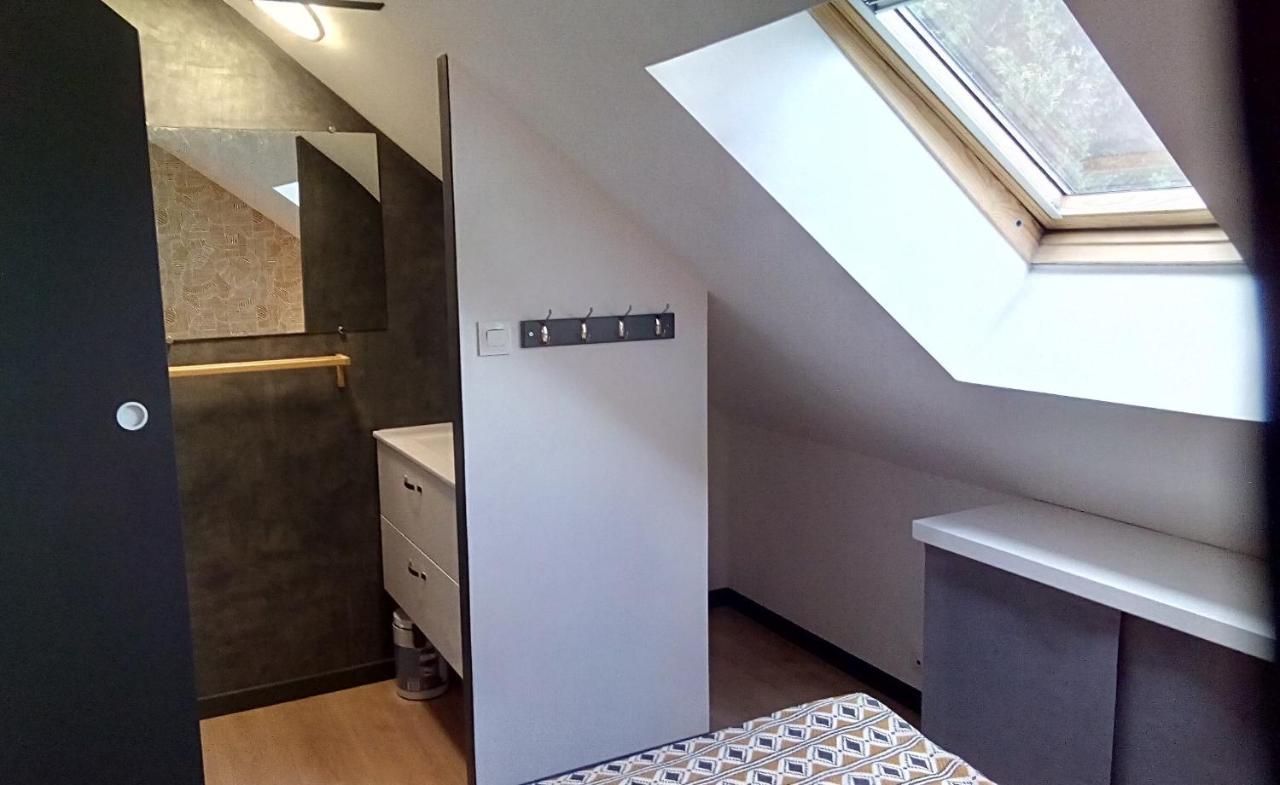 Les Appartements Du 31 - Centre Ville - 3E Etage - 35M2 Quimper Buitenkant foto